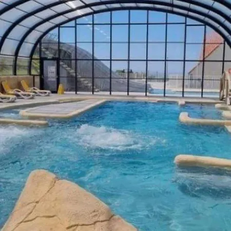 בית נופש Mobile Home, Sea View, Pool, 6 People *